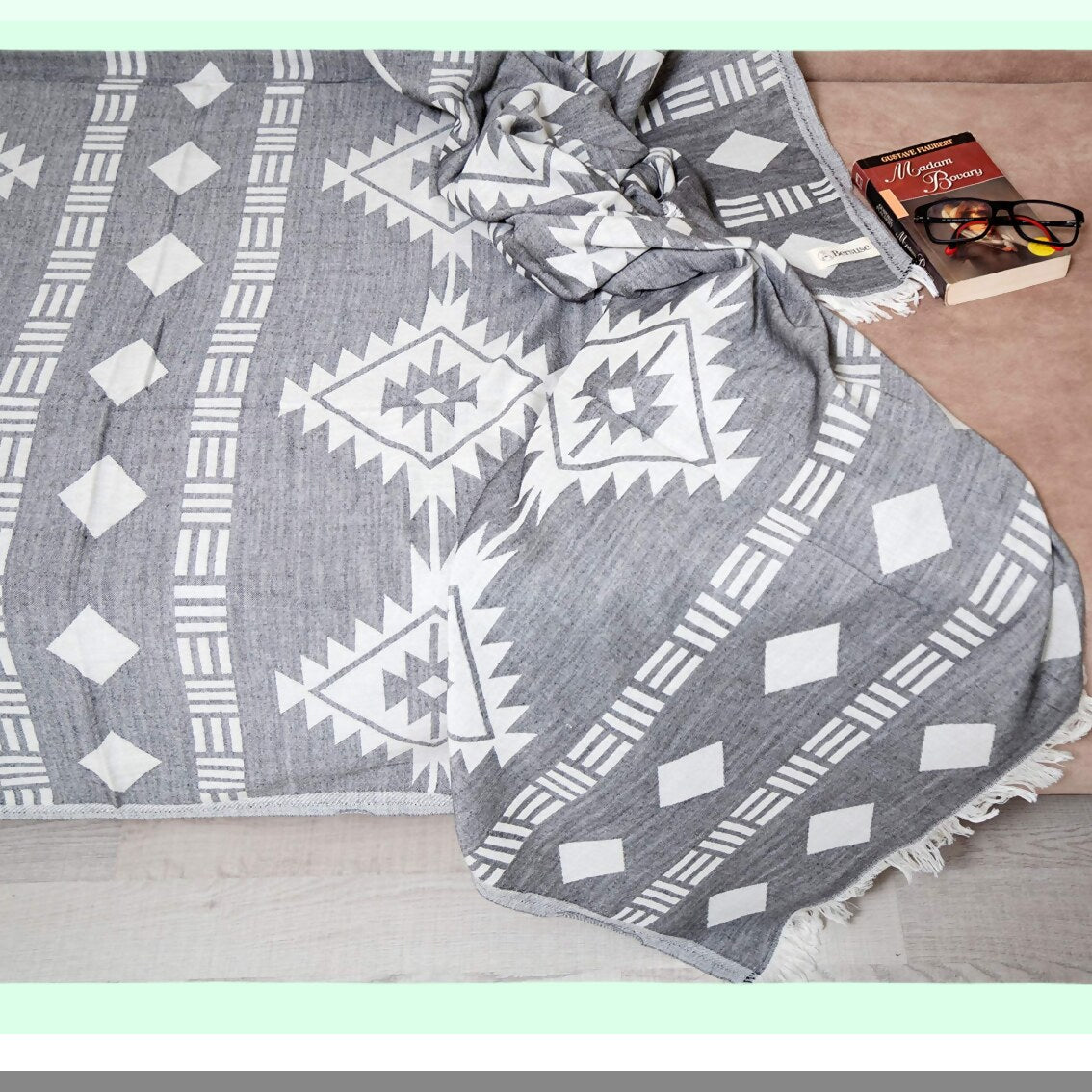 PureComfort Belize XL Cotton Throw Blanket Towel - 75x90 Inches, Black