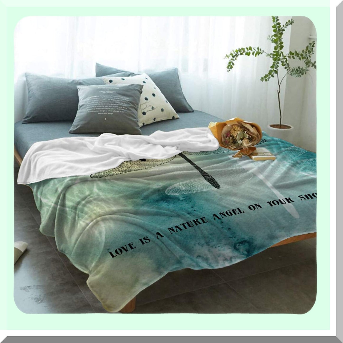 LuxSoft Flannel Fleece Throw Blanket - Lightweight, Super Soft & Cozy for All Seasons, Dragonfly Design, 40" x 60""