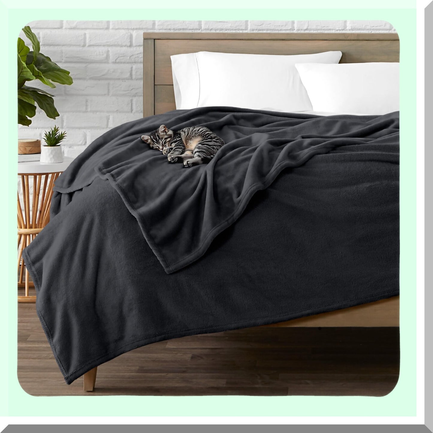 CozyLux Microplush Fleece Blanket - Ultra Soft, Lightweight, Warm Twin/Twin XL Blanket for Bed, Sofa, Couch, Camping, Travel - Black