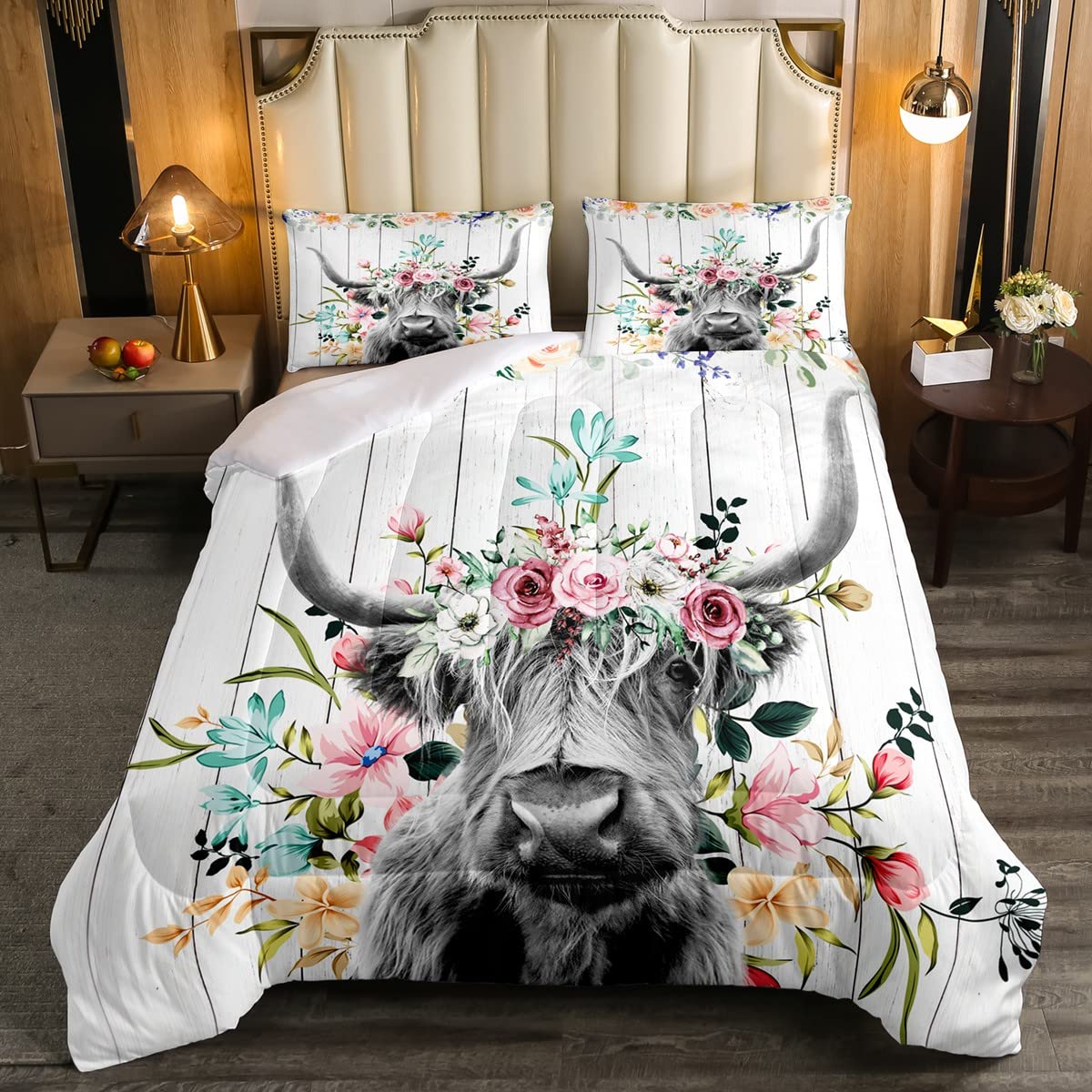 Highland Cow Flower Comforter Set Bull Cattle Bedding Set Decor Western Funny Animal Comforter Wildlife Farmhouse Cow White Wooden Quilt Set Room 2Pcs Twin Size
