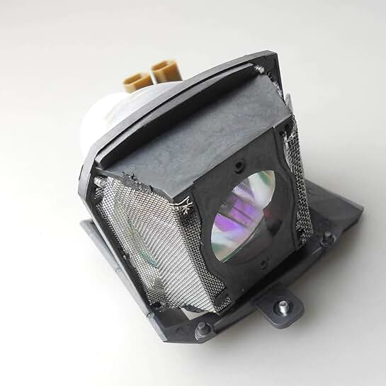 Replacement projector lamp with housing for XD70 series
