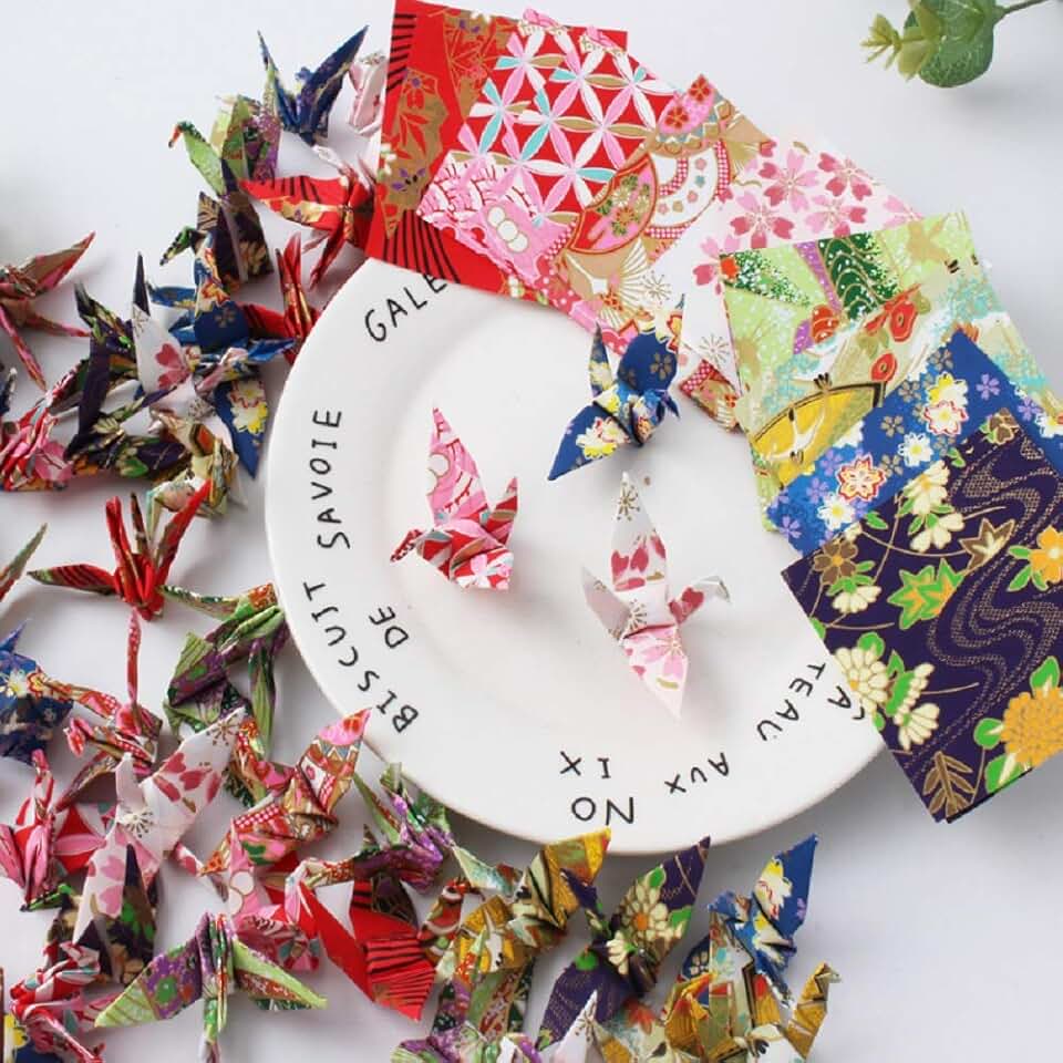 Set of 100 Washi Paper Cranes for Party and Gift