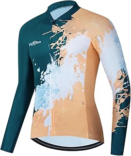 Women's long sleeve top with three rear pockets