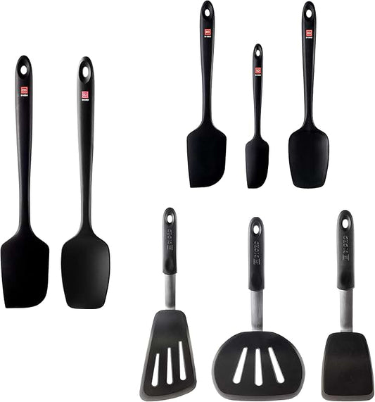 Set of 7 Wooden Cooking Spoons and Spatula