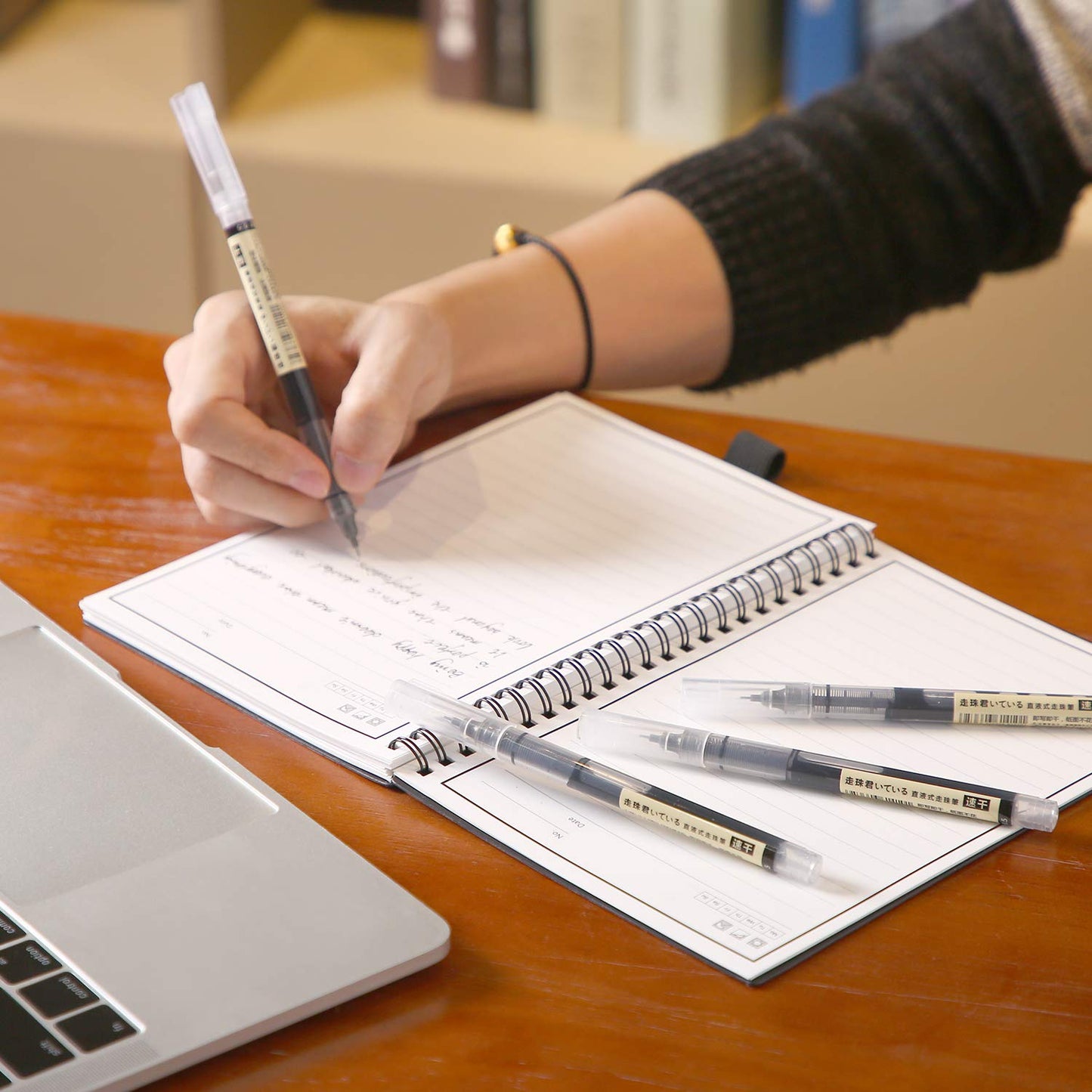 12 Fine Point Black Liquid Ink Pens