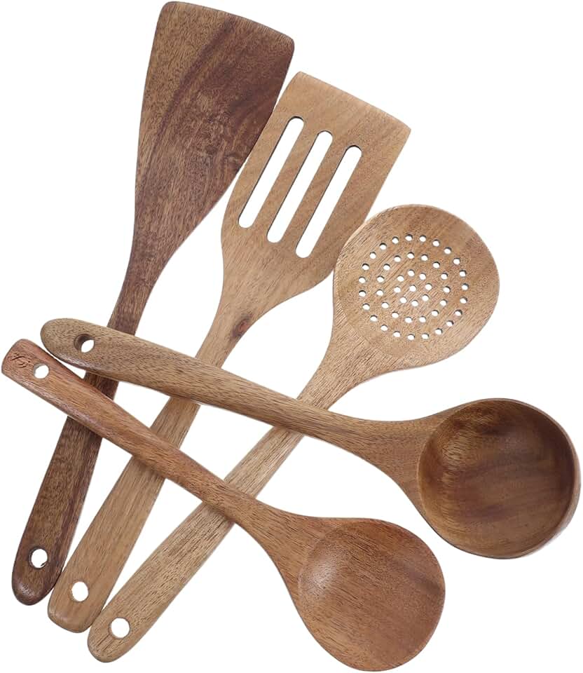 Heat-resistant wooden kitchen utensils set with spoons spatulas and ladles
