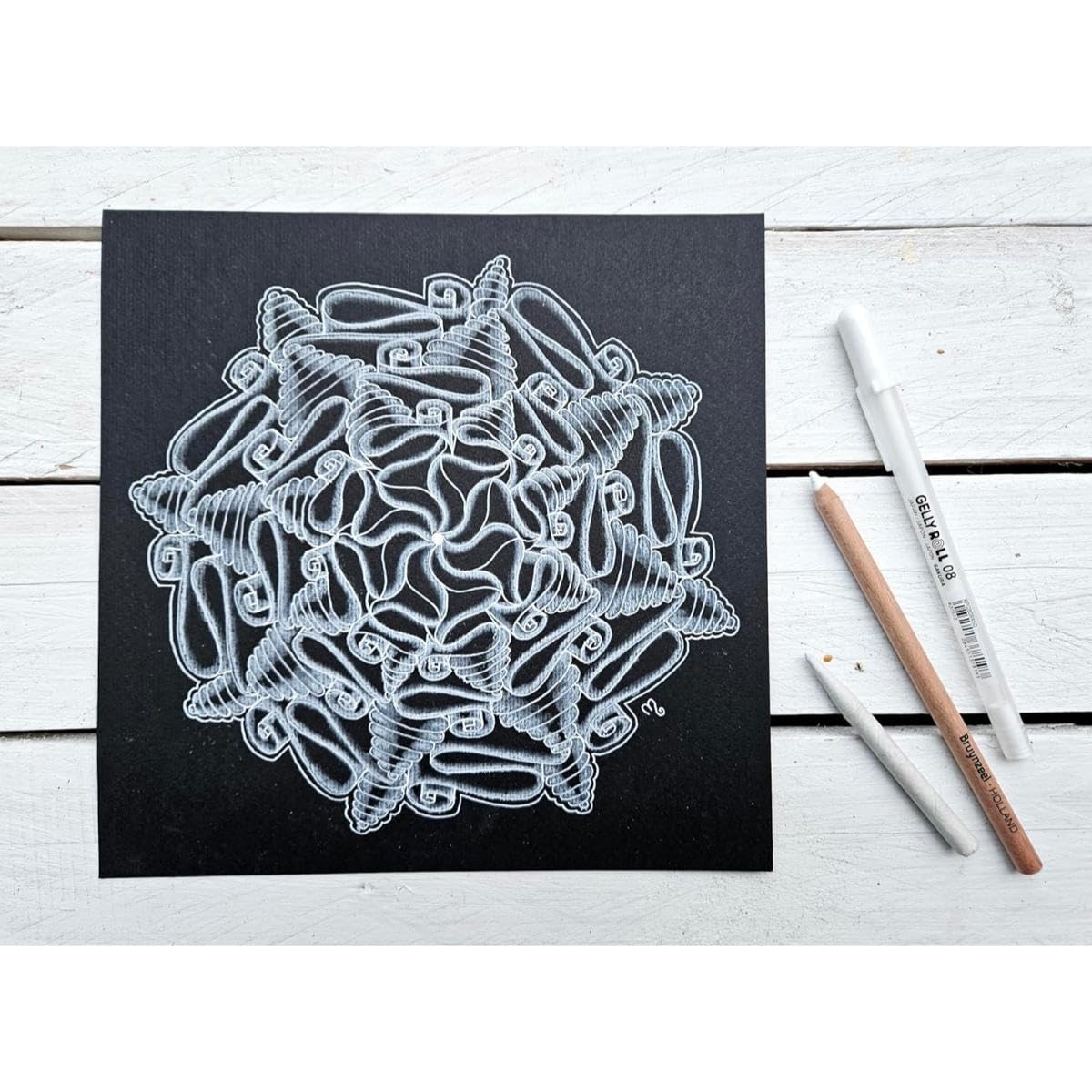 White Gelly Roll Pen