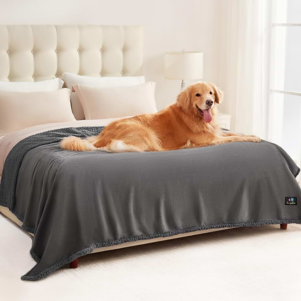 Waterproof Sherpa Fleece Dog and Cat Blanket