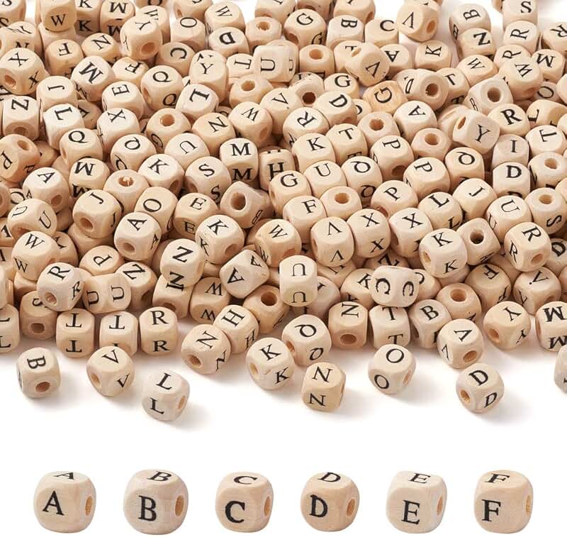 520pcs Wooden Alphabet Beads for Jewelry and Crafts