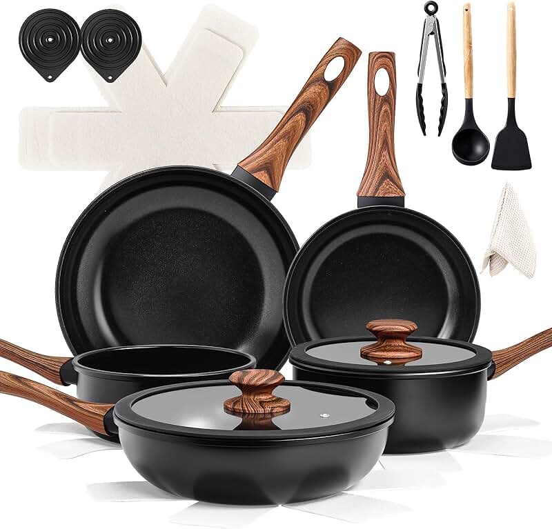 Set of 40 aluminum baking and roasting pans with lids and utensils