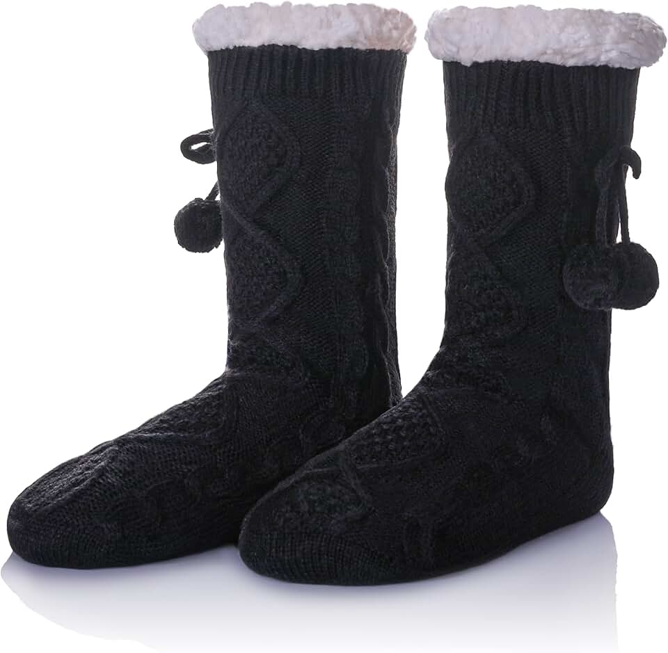 Women's Fuzzy Winter Snowflake Indoor Socks