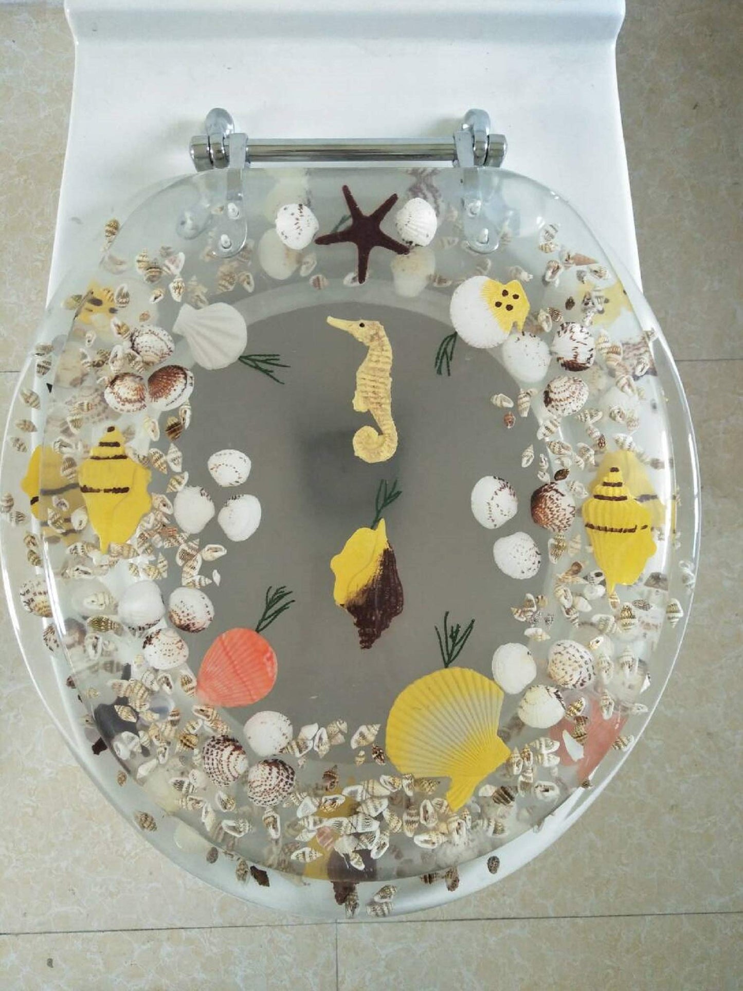 19" Clear Seahorse Polyresin Tet Seat, Elongated