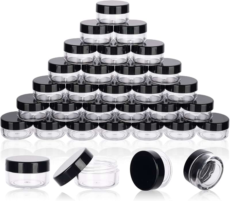 Set of 200 small jars with lids, labels, and spatulas