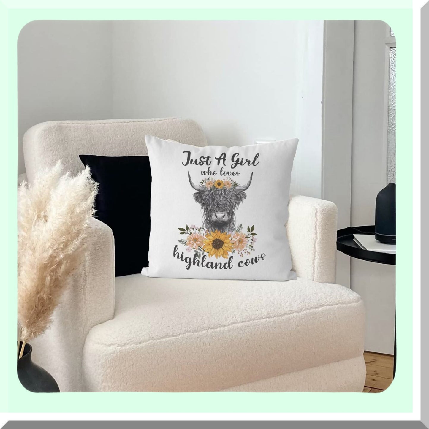 Highland Cow Cushion Covers - Set of 2 | Farmhouse Cow Decorative Pillows | Scottish Cow Throw Pillow Cases | Country Home Accent Gifts