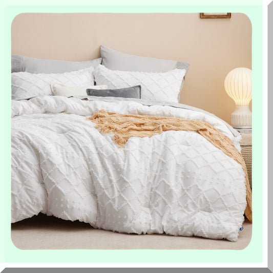 Vintage Farmhouse Boho Chic Comforter Set - White Tufted Bedding with Pillow Shams - Soft Fluffy Full Size Bed Set for All Seasons