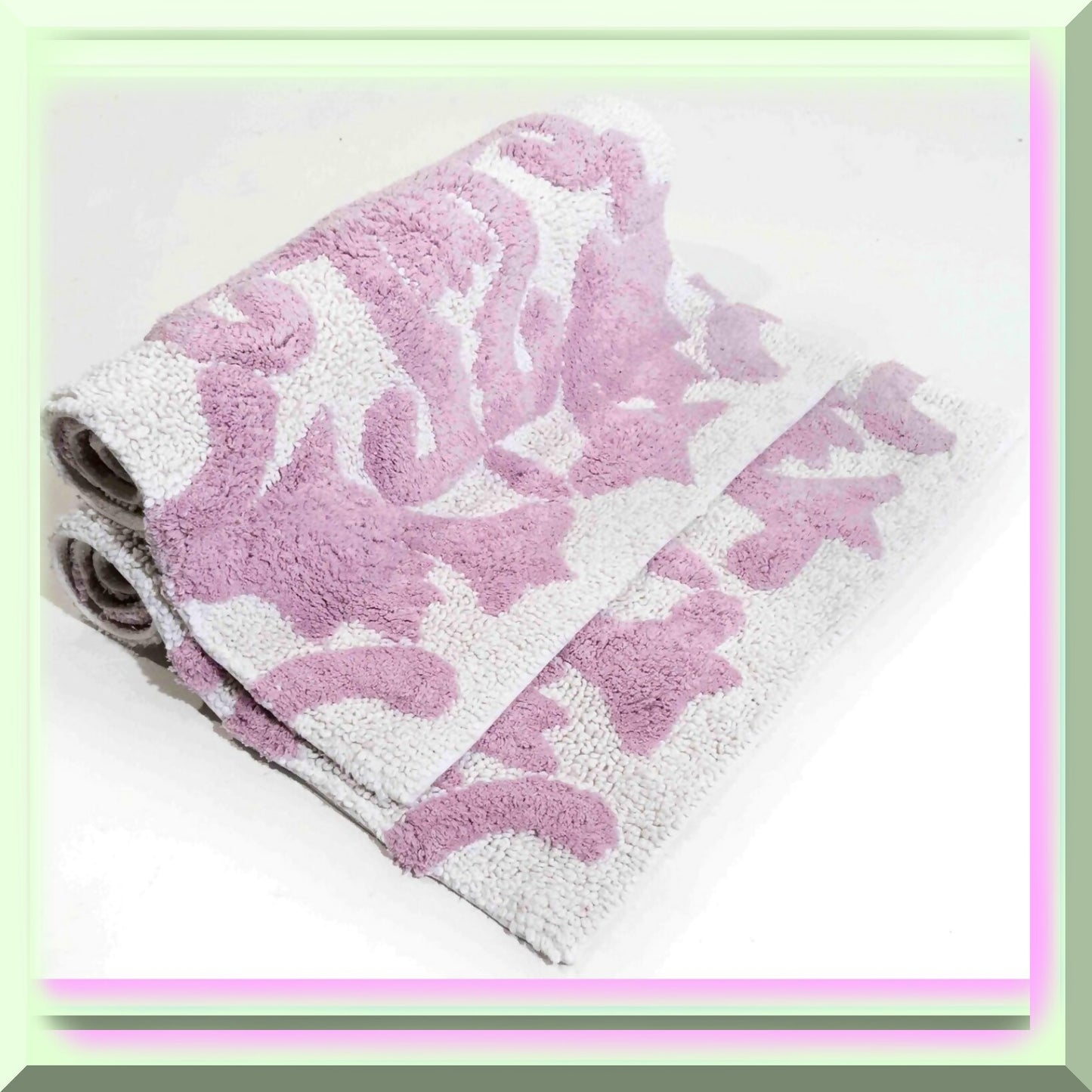 Iron Gate 2pc White Lilac Scroll Bath Rug Set