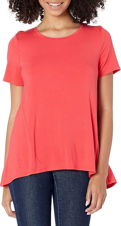 Women's Red Relaxed Short-Sleeve Scoopneck T-Shirt, Medium