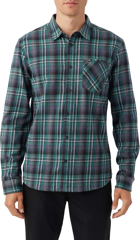 Men's plaid long sleeve flannel shirt in green and red