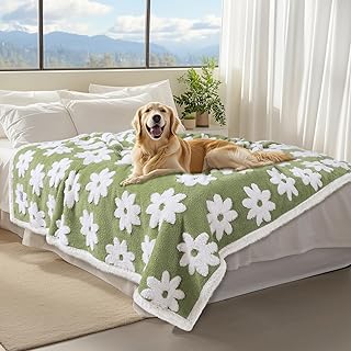 Waterproof Fluffy Pet Blanket for Medium and Large Dogs