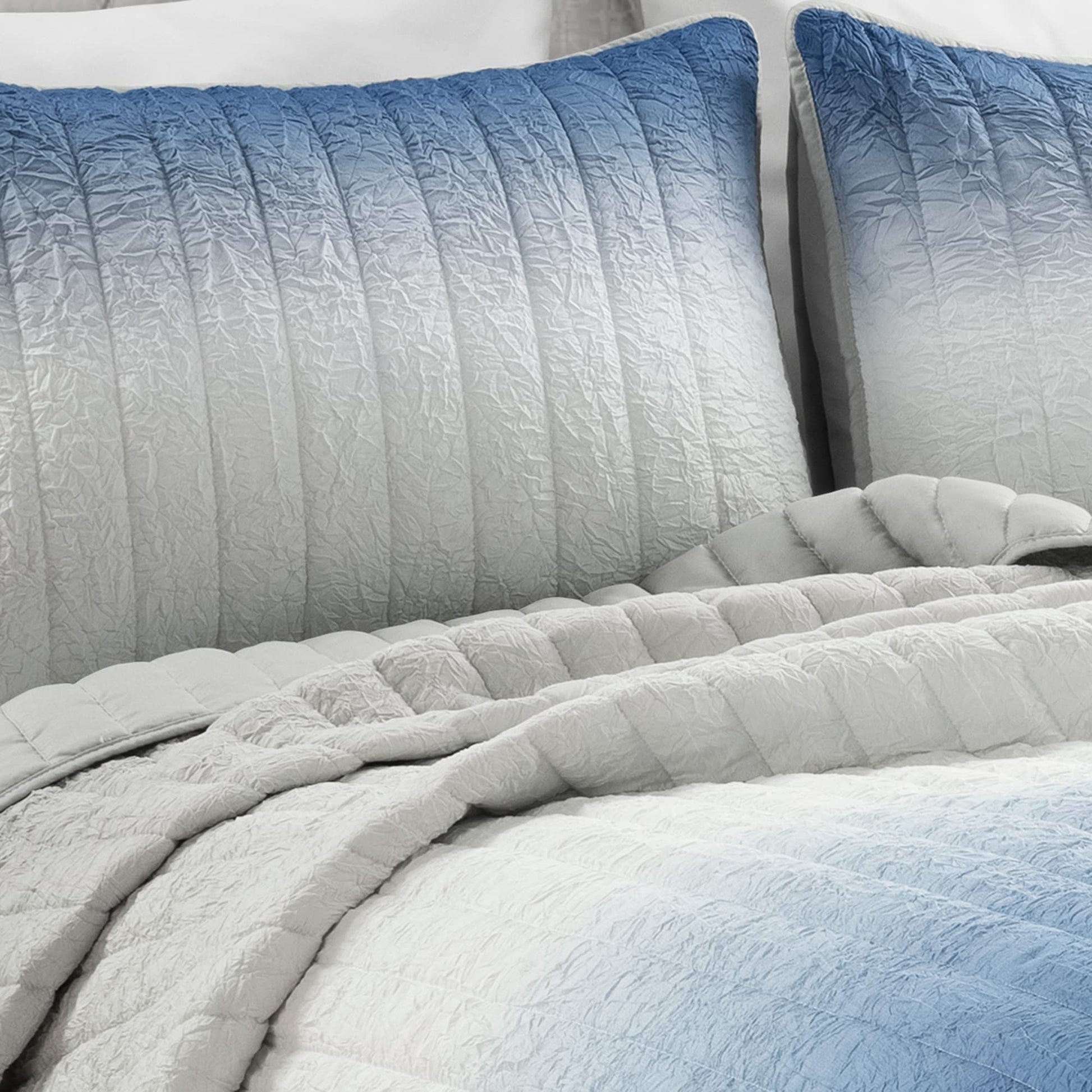 Crinkle Ombre 3 Piece Quilt Set, Full/Queen, Navy  Gray