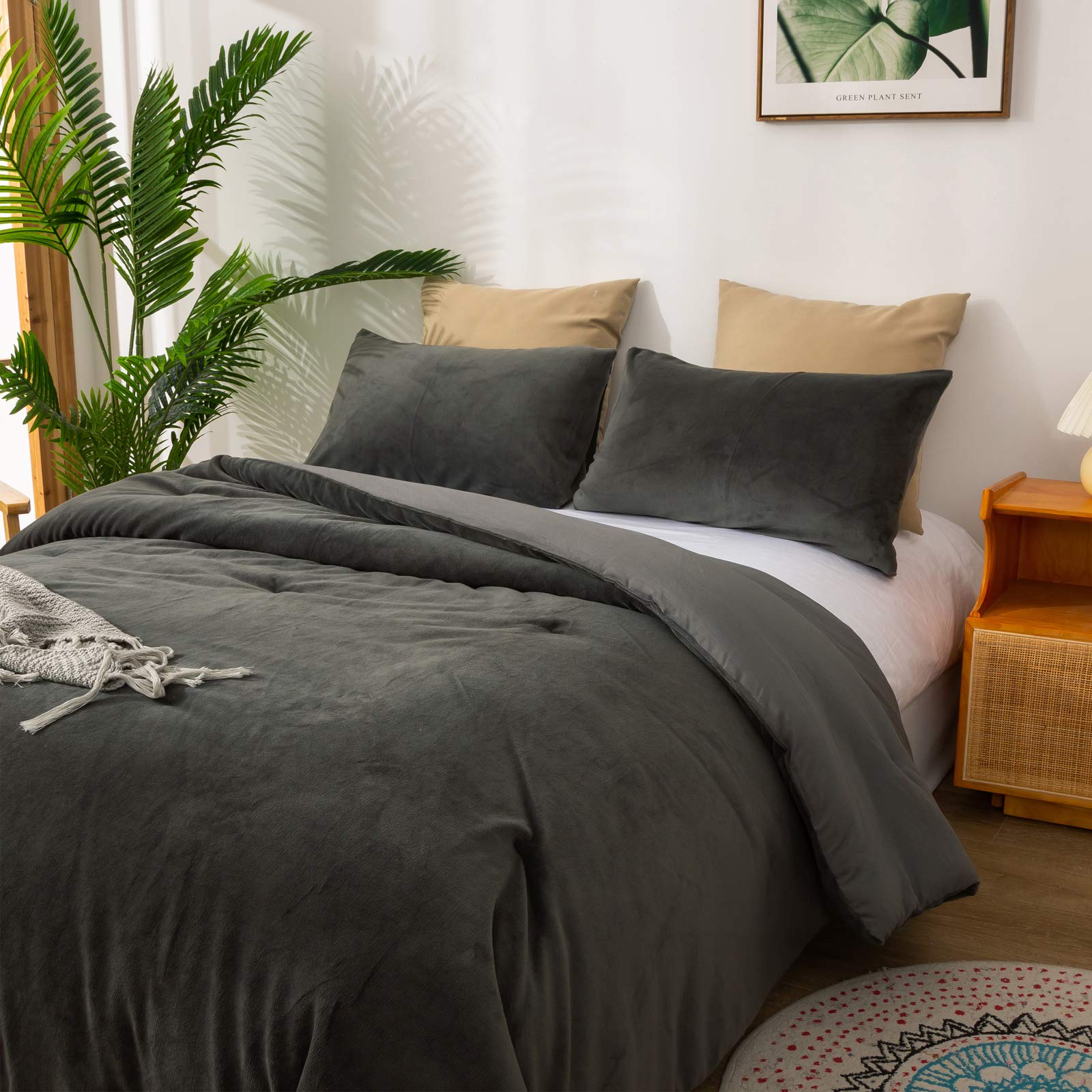 Wel oo Grey Comforter Sets Queen Women Men Gray Fluffy Bedding Comforters Solid Dark Grey Velvet Aesthetic Quilts Soft Warm Winter Plush Blankets Plain Gray Flannel Bed Sherpa Bed Queen Size