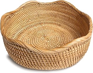 Round handmade rattan bread and fruit basket