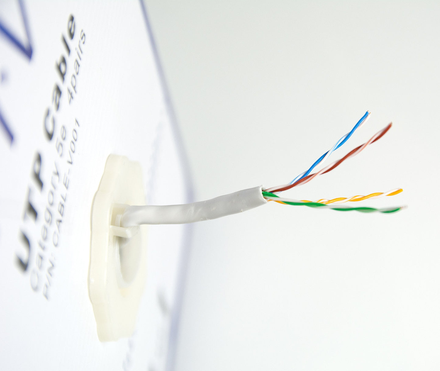 Gray 1,000ft Bulk Cat5e, CCA Ethernet Cable, 24 AWG, UTP Pull Box, Cat-5e Wire, Indoor, Network Installations CABLE-V001
