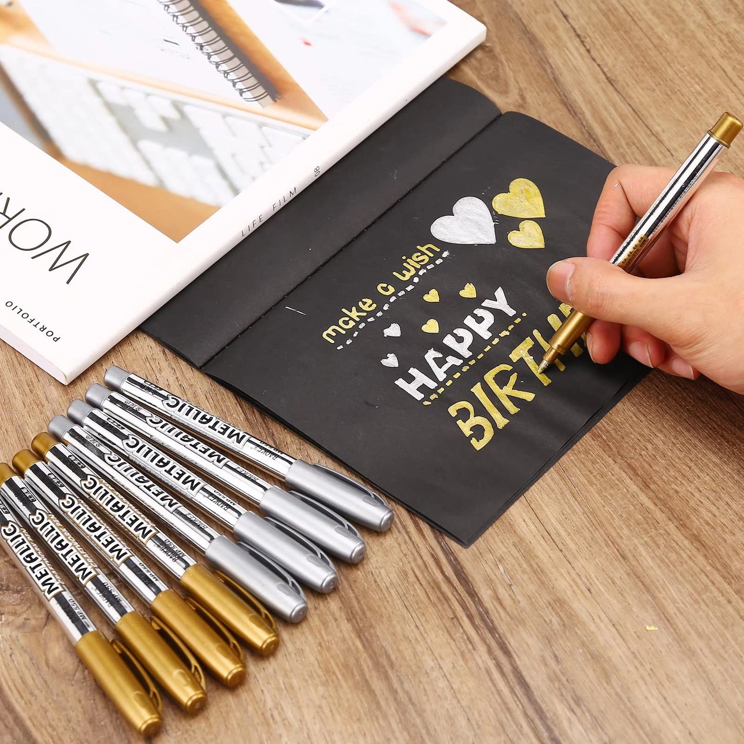 Silver fine point permanent marker set, 8-pack