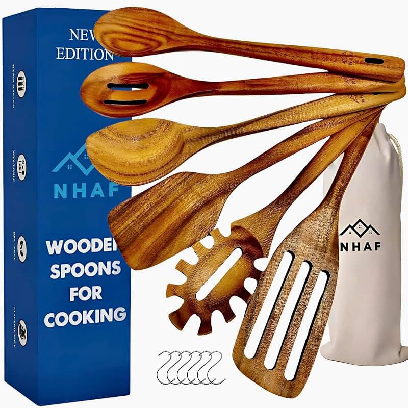 Set of 6 Wooden Cooking Spoons with Hooks