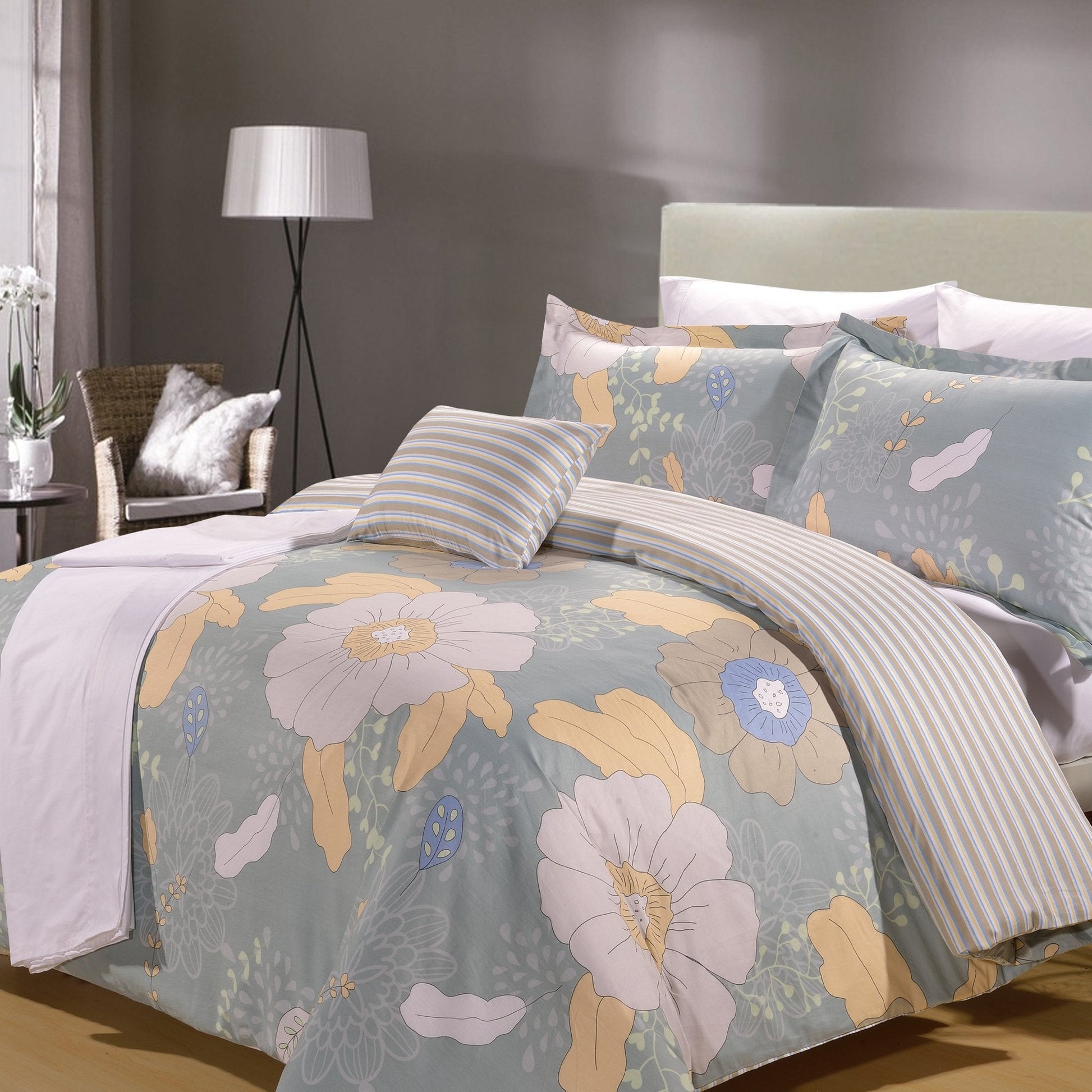 Poppy 8 Pieces Duvet Cover and Sheet Set King)