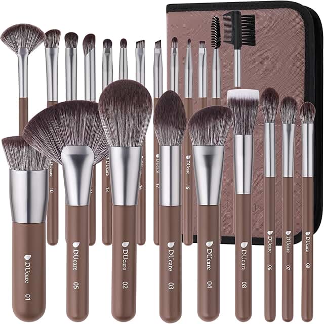 22-Piece Professional Makeup Brush Set with Case