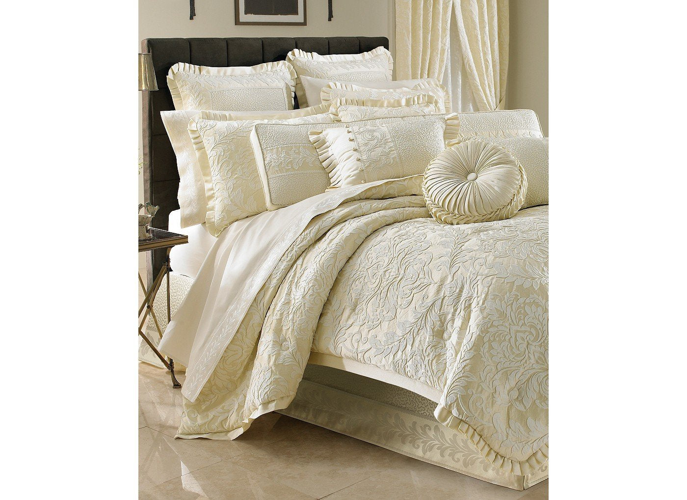 Maddison Cal King 3Pc. Duvet Set, Ivory, 110X96