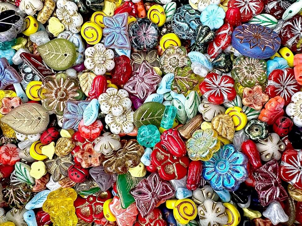 Assorted Flower and Leaf Glass Beads for Jewelry Making