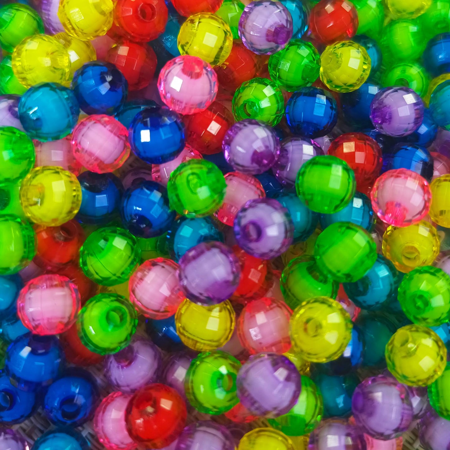 400pcs 8mm Clear Crystal Beads with White Inside