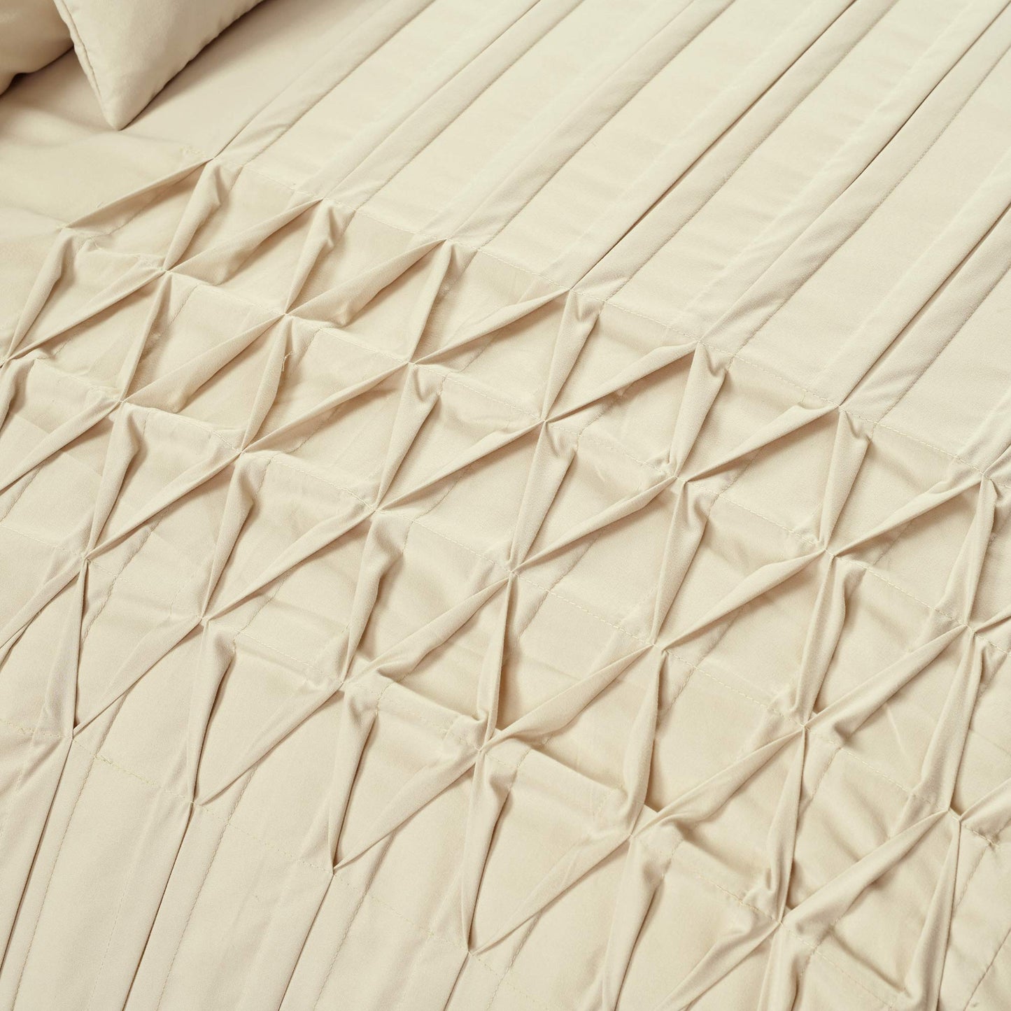 Arora Pleat 5 Piece Comforter Set, Full/Queen, Neutral