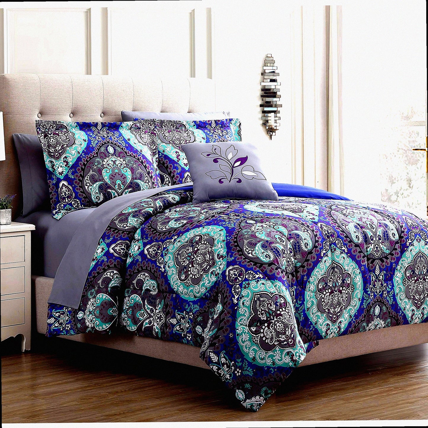 Royal Reverie 8-Piece Queen Bedding Set - Cathedral Print Reversible Comforter, Sheets, and Pillowcases - Complete Bed in A Bag Set