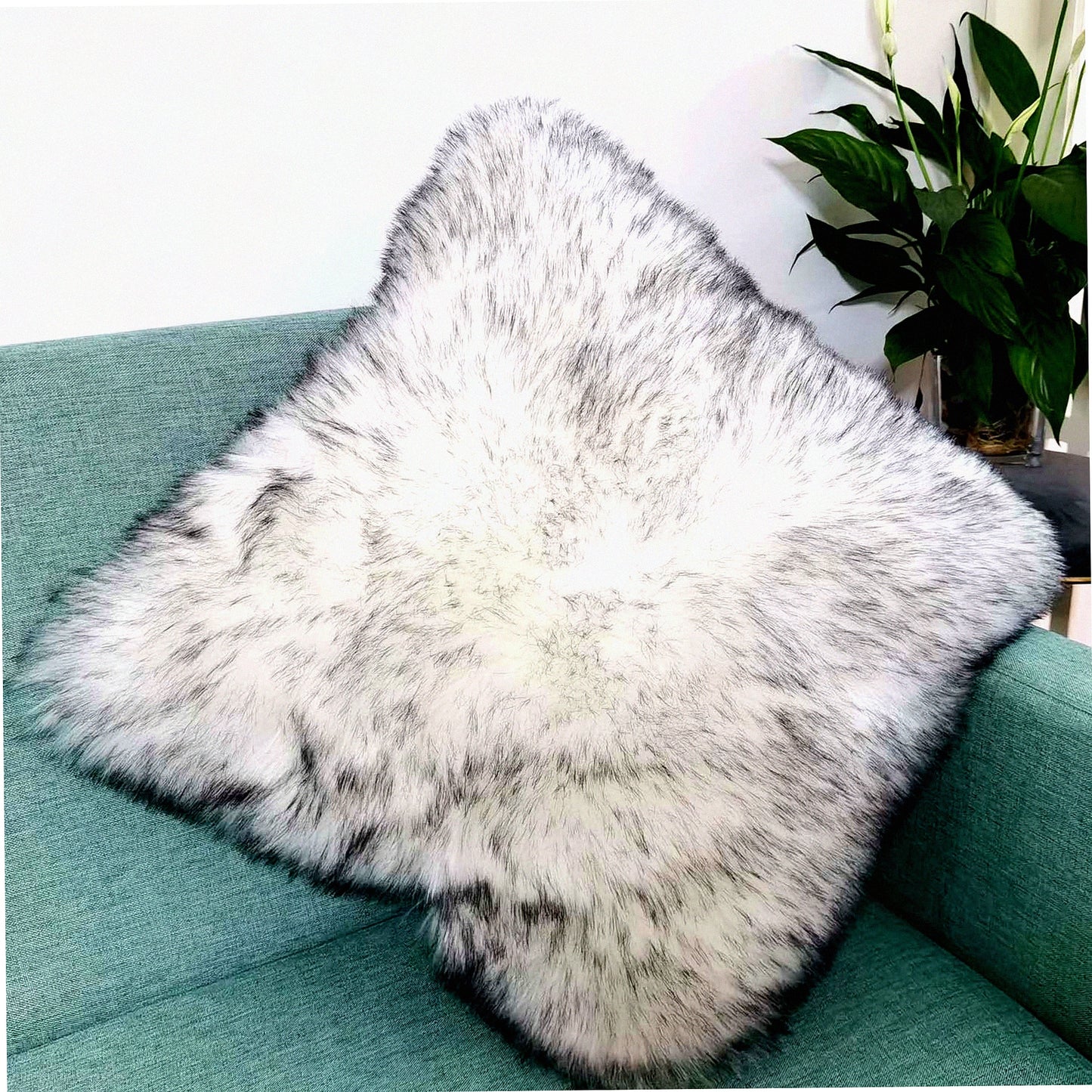 Luxury Plush Black and White Fur Throw Pillow Cover - Soft Faux Fur Cushion Cover for Couch, Sofa, Bed - Decorative Accent Pillow Case 18x18"