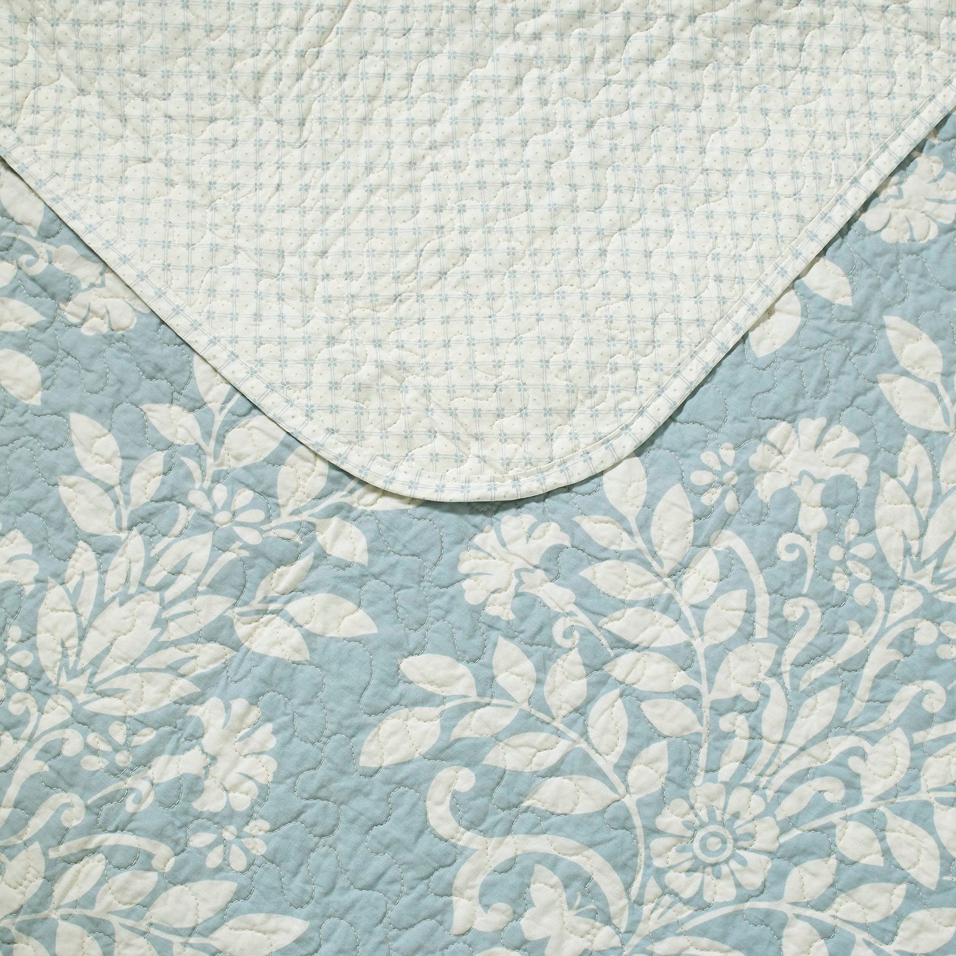  Rowland  Quilt Set  100% Cotton, Reversible, All Season Bedding with Matching Shams, Pre-Washed for Added Comfort, King, Blue