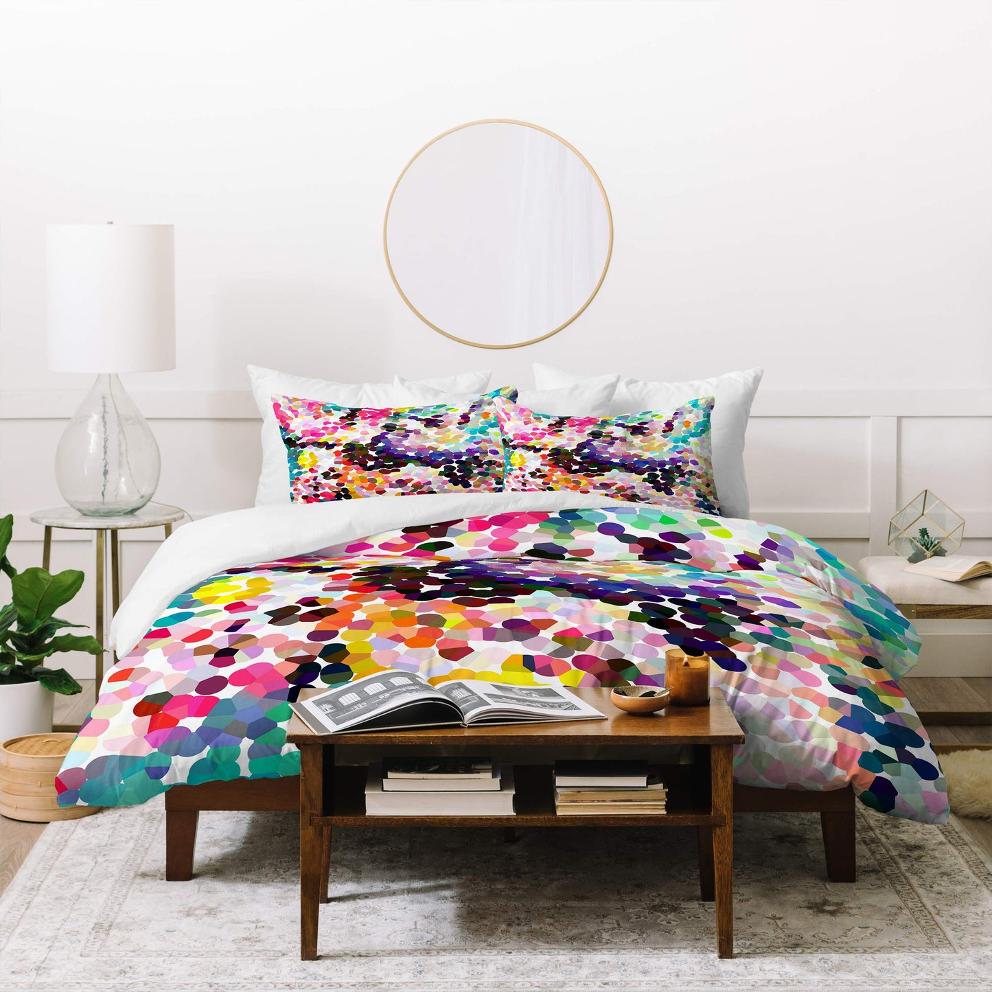 Three of The Possessed Autumn 1981 Duvet Set with Two Pillow Shams, King, Multi