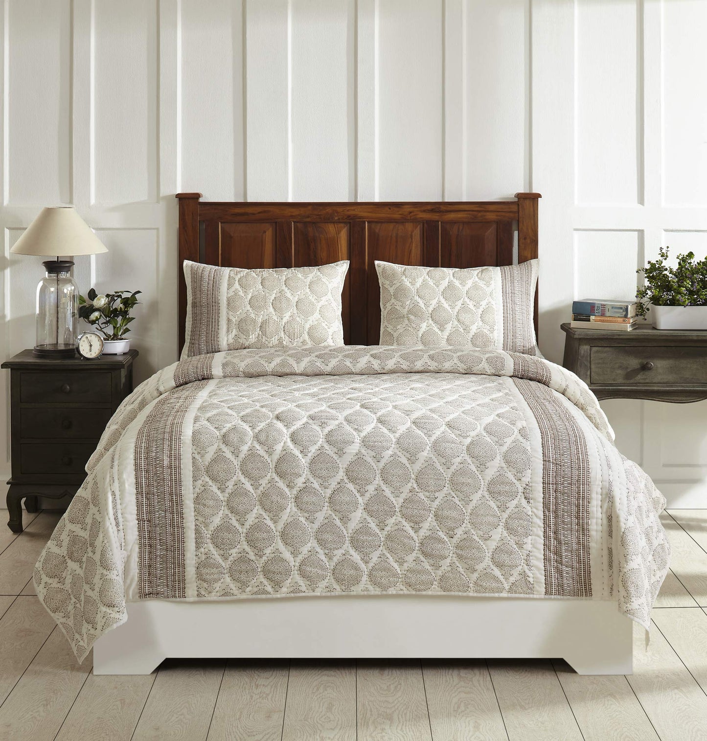 Esential is Unique Luxurious, Soft and Plush in Kantha Weave Block 100 Percent Cotton Quilted in Vibrant Colors, Full/Queen Comforter Set, Brown