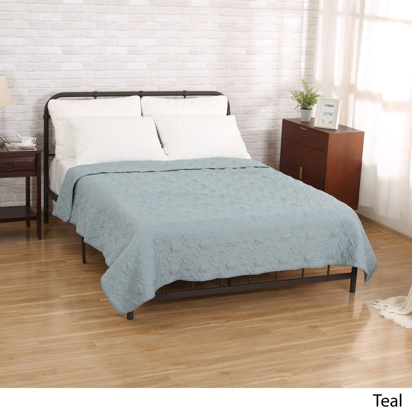 Landyn Full/Queen Bed Fabric Quilt, Teal
