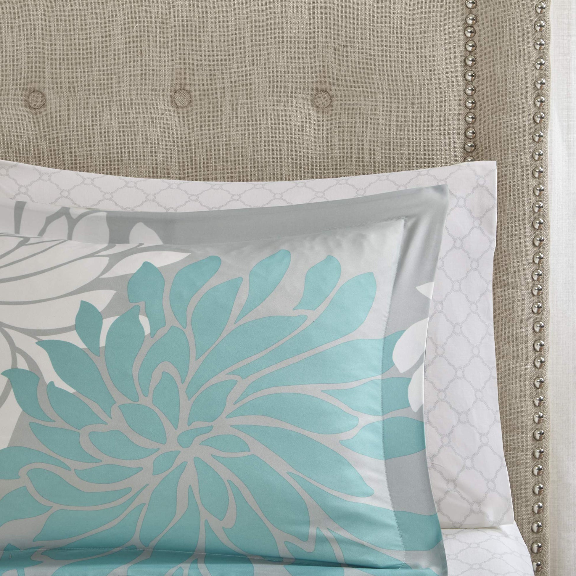 Essentials Maible Cozy Bed in A Bag Comforter with Complete Cotton Sheet Set-Floral Medallion Damask Design All Season Cover, Decorative Pillow, Queen 90 in x 90 in), Floral Aqua 9 Piece