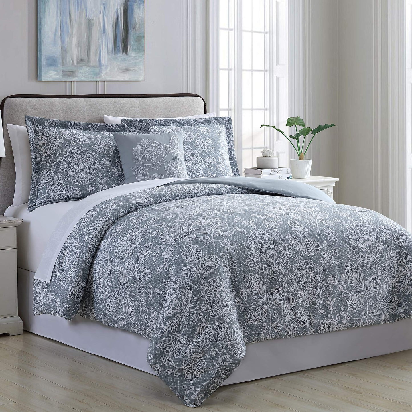 Olivia 8-Piece Reversible Bed in a Bag Silver Blue, Queen)