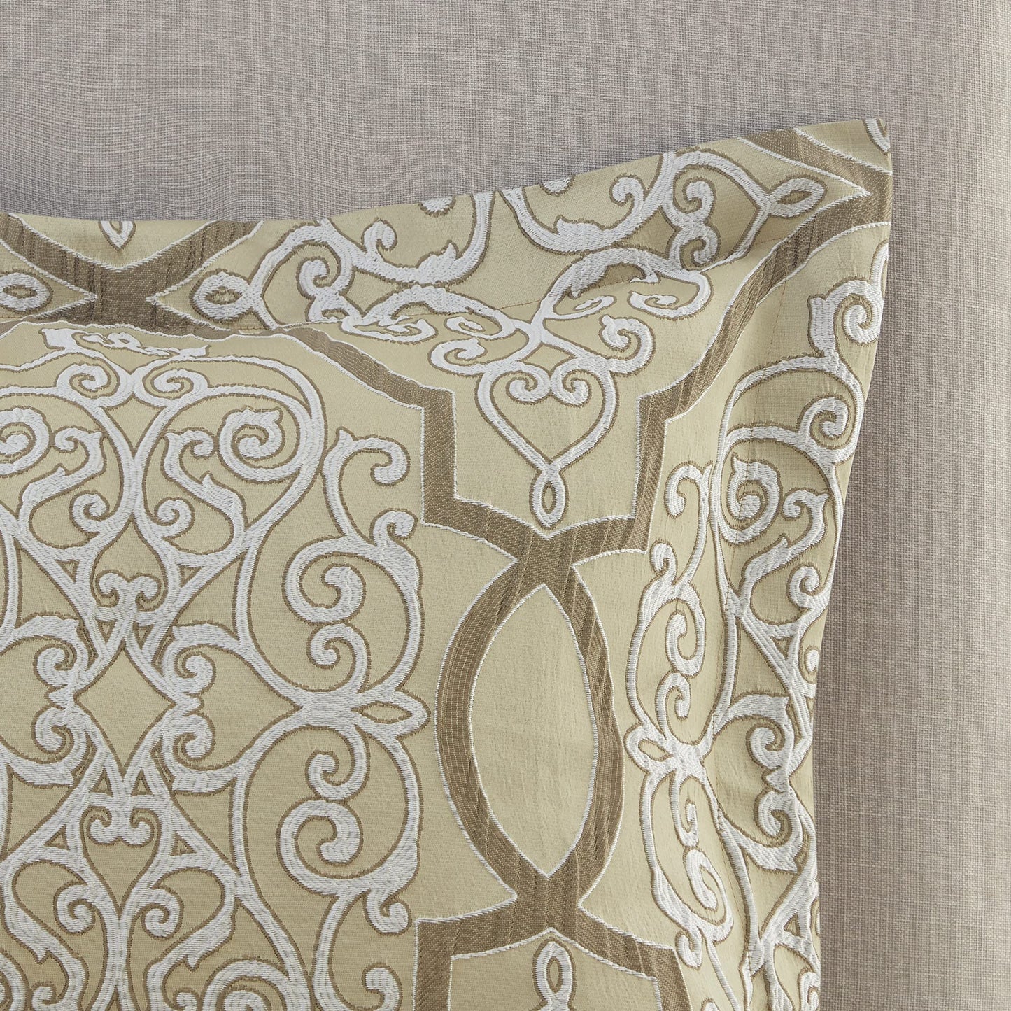 LaVine Cozy Bed in a Bag Comforter, Traditional Luxe Jacquard Design All Season Down Alternative Cover with Complete Sheet Set, Queen, Gold 12 Piece
