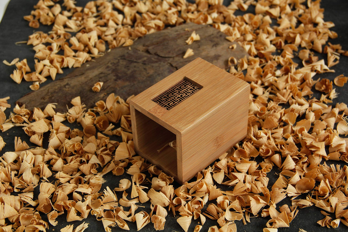 Garden Style Bamboo Wood Desk Pen Holder
