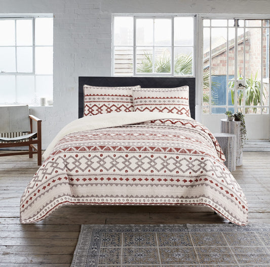 Adair Reversible Design Blanket 3 Piece Set Includes 1 Quilt and 2 Shams 100% Polyester Wrinkle Resistant and Anti Pilling, Queen 3PC, Natural/Rust