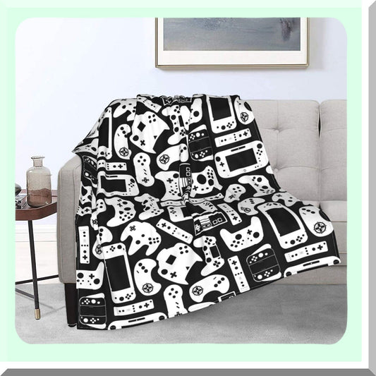 GameMaster Cozy Flannel Gaming Blanket - Soft Microfiber, Lightweight, Fluffy Fleece for Teens, Boys, Adults - Perfect for Sofa, Office, or Console Gaming - Black & White 50"x40""