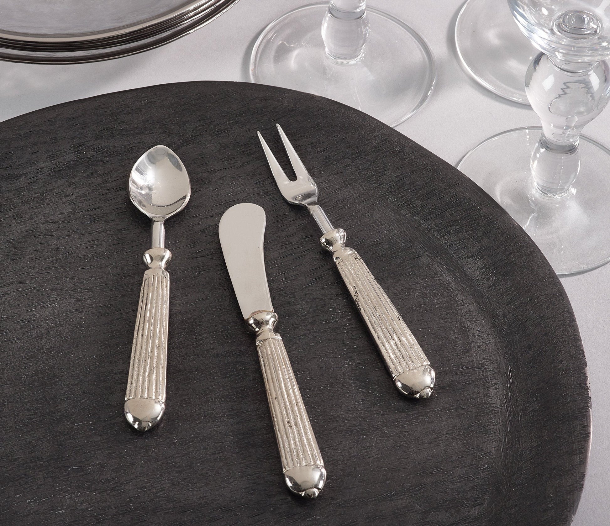 Ribbed Design Stainless Steel Cocktail Knife-Set of 4, 3" x 8", Silver