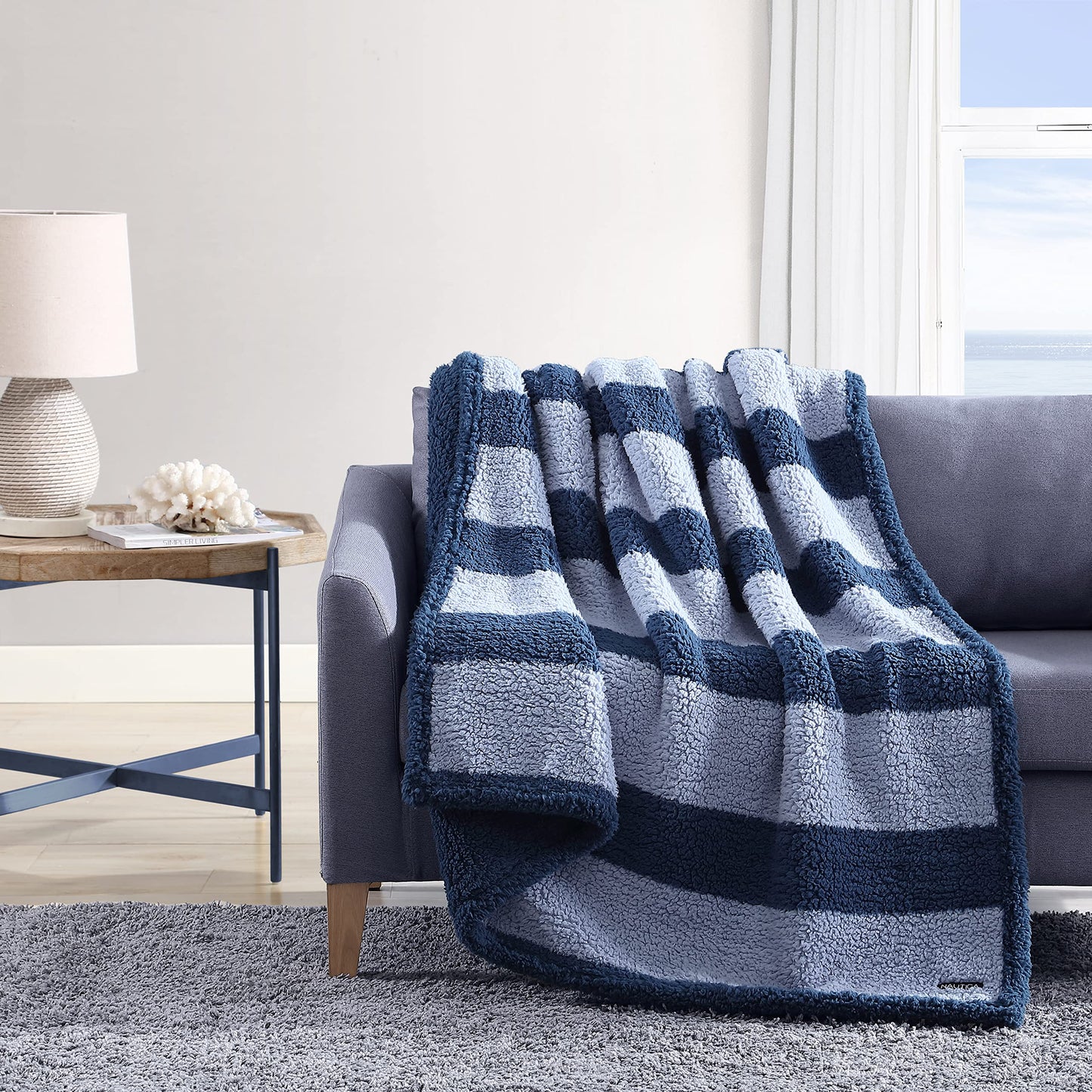 Throw Blanket Ultra Soft Plush Sherpa Home Dcor, All Season Bedding, 50 x 60, L ndale Blue/Light Blue