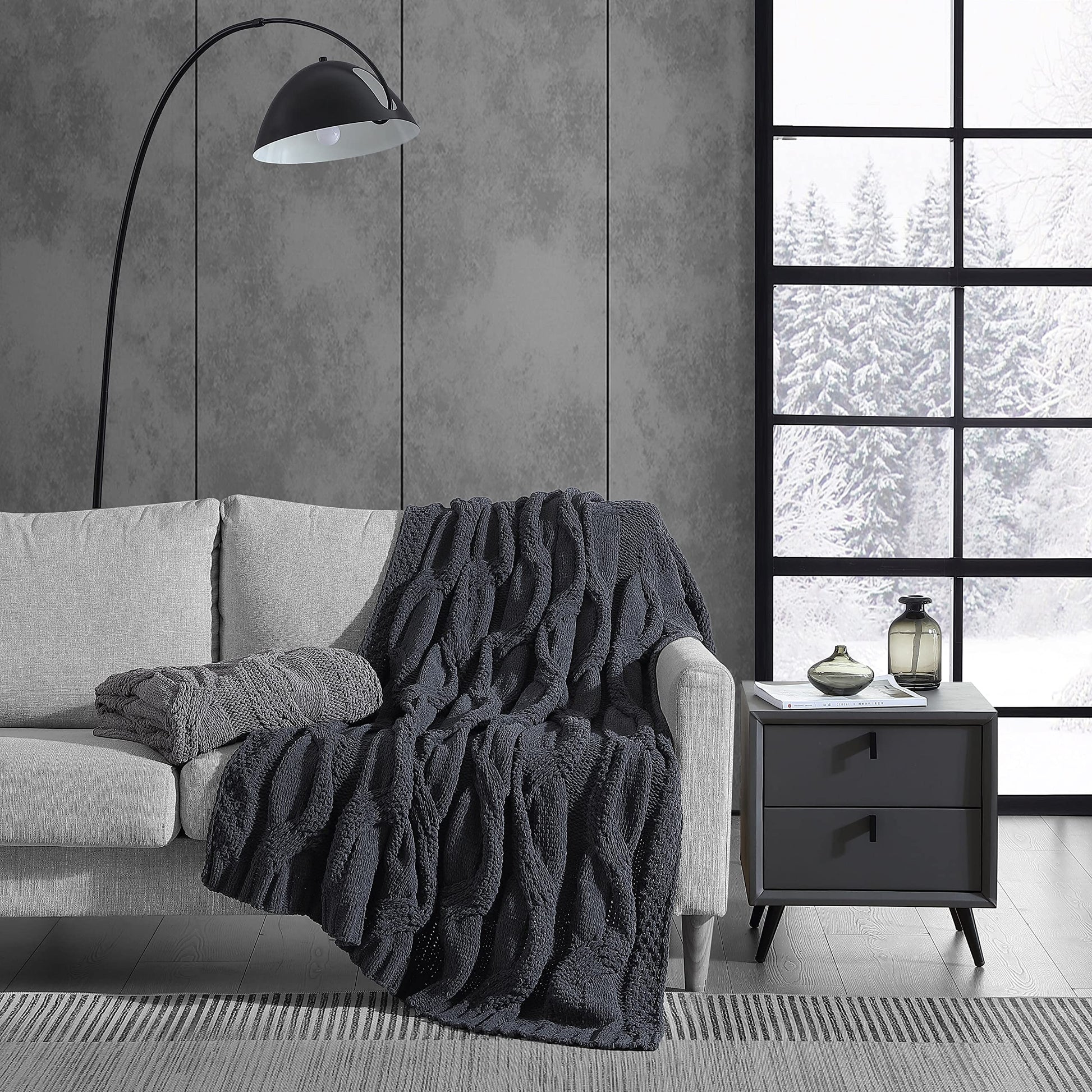 Throw Blanket Ultra Soft Chenille Home Dcor, All Season Designer Bedding, 50 x 70, Large Cable Knit Black